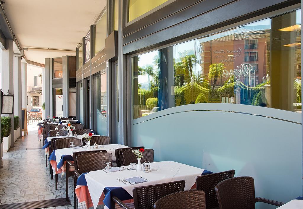 Hotel Residence Dei Fiori 바메노 외부 사진