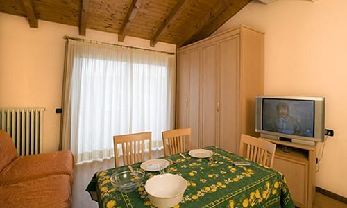 Hotel Residence Dei Fiori 바메노 외부 사진